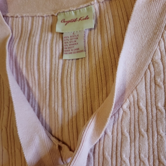 Crystal-Kobe Women's V Neck sweater Cable Knit size LG. Light Pink in color. - Picture 2 of 8